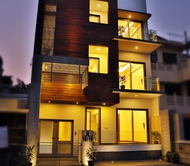 Front Elevation Hover